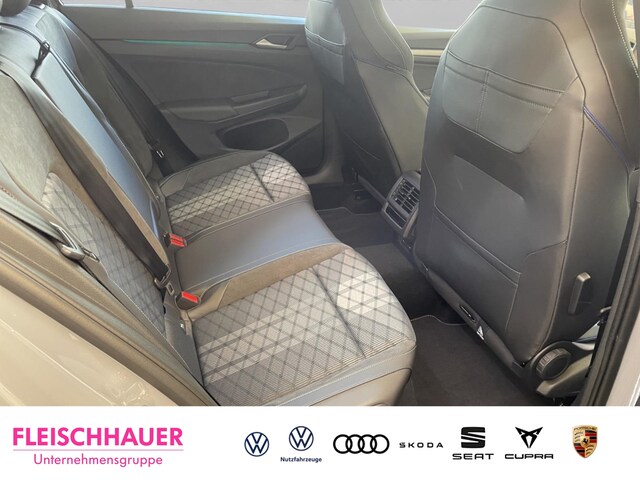 Volkswagen Golf R-Line Variant