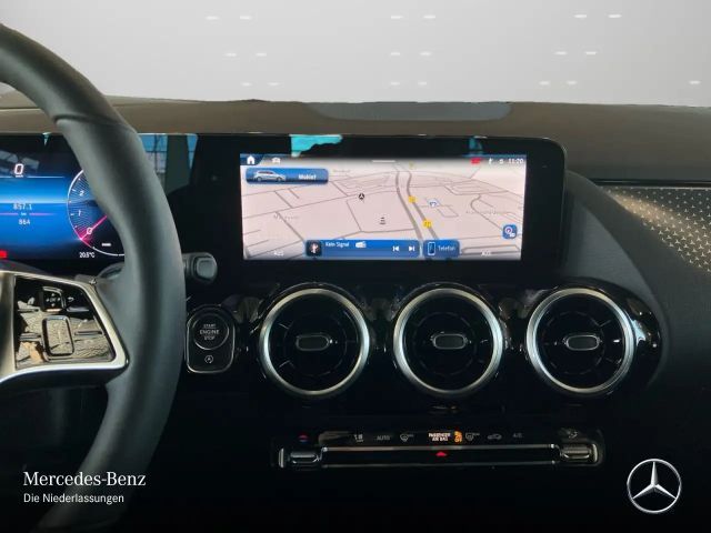 Mercedes-Benz B 200 Progressive Sedan