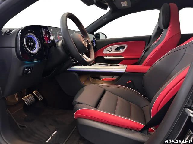 Mercedes-Benz CLA 200 AMG Line Coupé