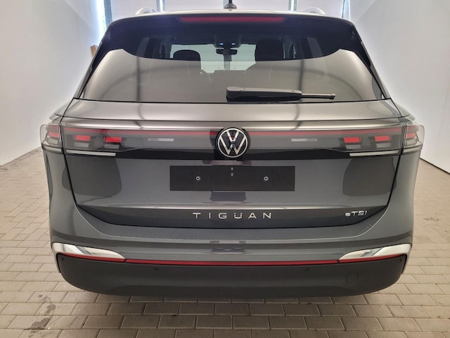 Volkswagen Tiguan 1.5 eTSI Elegance Elegance