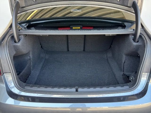 BMW 318 Advantage pakket Sedan