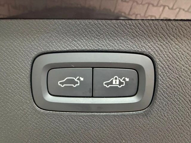 Volvo XC90 AWD Dark Plus Recharge T8