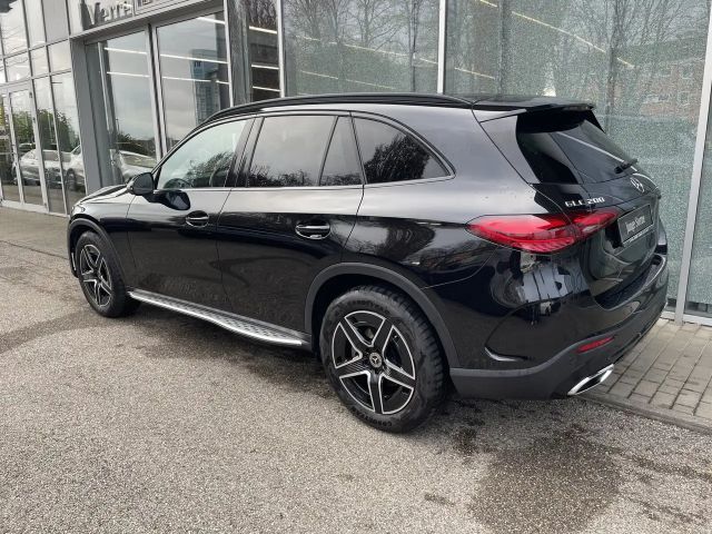 Mercedes-Benz GLC 200 4MATIC AMG Line