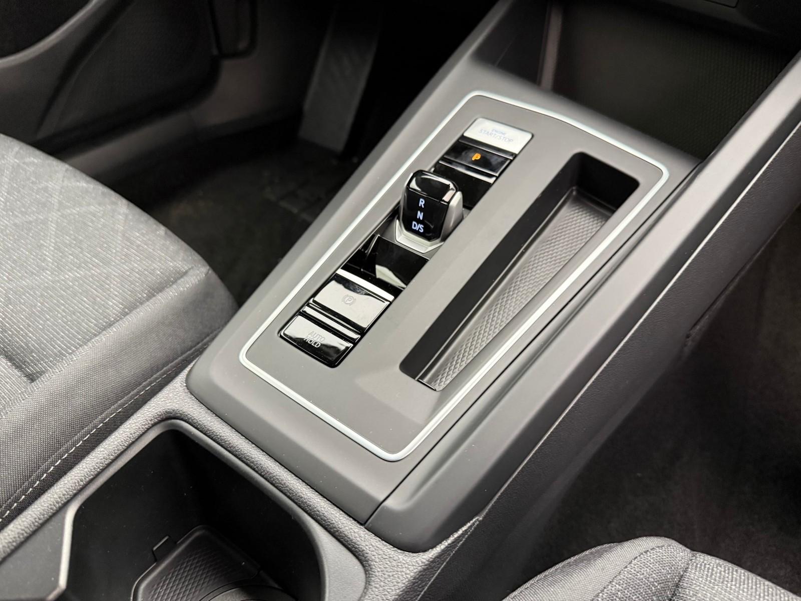 Volkswagen Golf 1.5 eTSI DSG Life