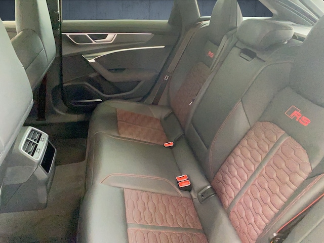 Audi A6 e-tron Avant Performance Quattro