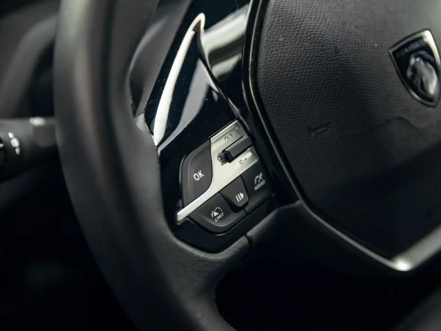 Peugeot 308 130PK AT | Camera | Navi | Adapt. Cruise Contr....