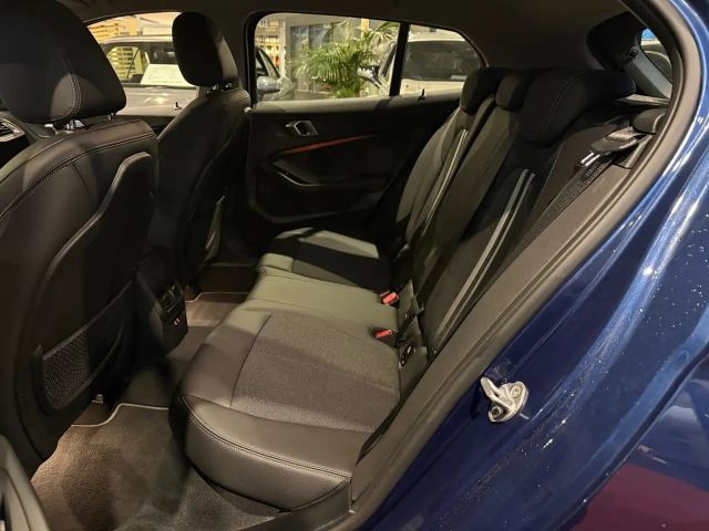 BMW 120 120i Sedan Sport Line