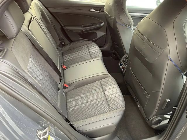 Volkswagen Golf DSG Sport