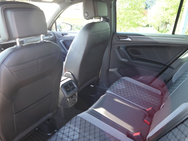 Volkswagen Tiguan 2.0 TSI DSG 4M AHK/IQ.LIGHT