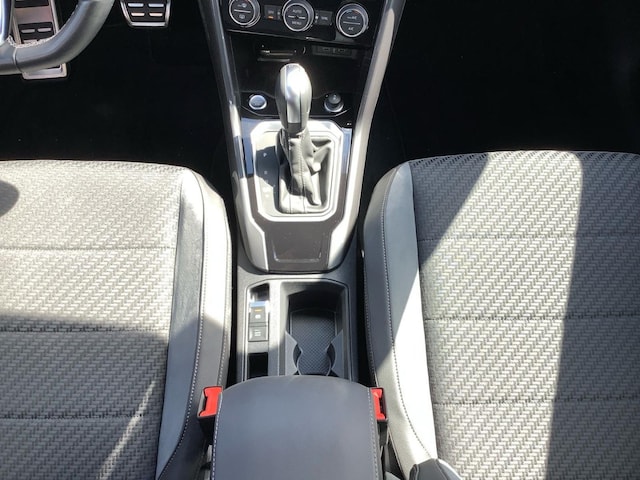 Volkswagen T-Roc 1.5 TSI DSG R-Line