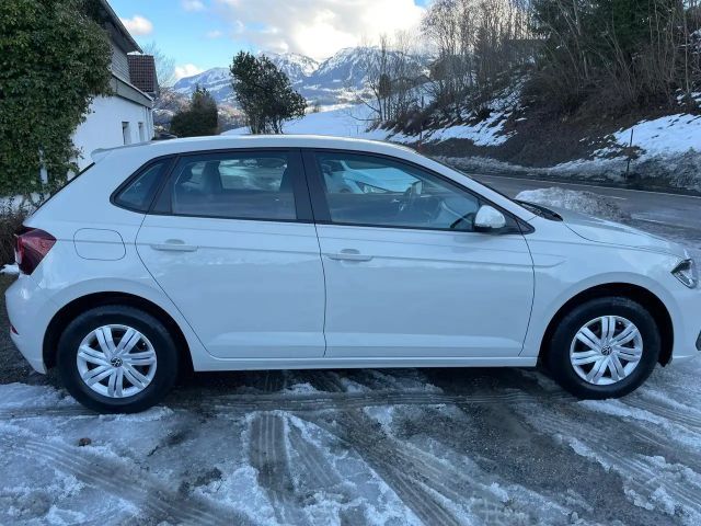 Volkswagen Polo Basis 1,0 Benziner 80PS