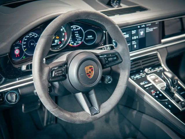 Porsche Panamera E-Hybrid S Turbo