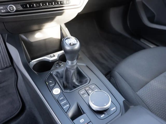 BMW 118 118i Advantage pakket Sedan