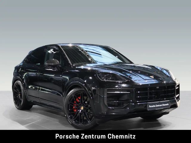 Porsche Cayenne 4 Coupé GTS