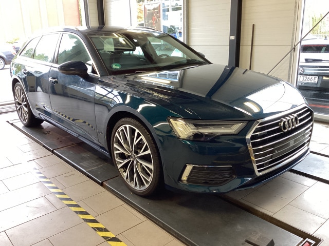 Audi A6 45 TFSI Avant Quattro S-Tronic