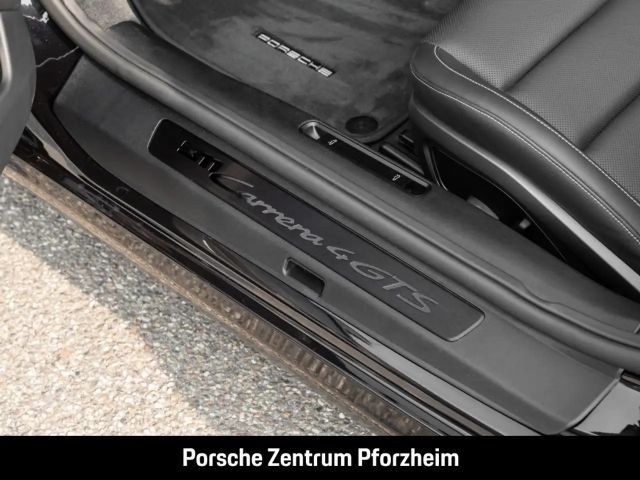 Porsche 992 4 Cabrio Carrera GTS