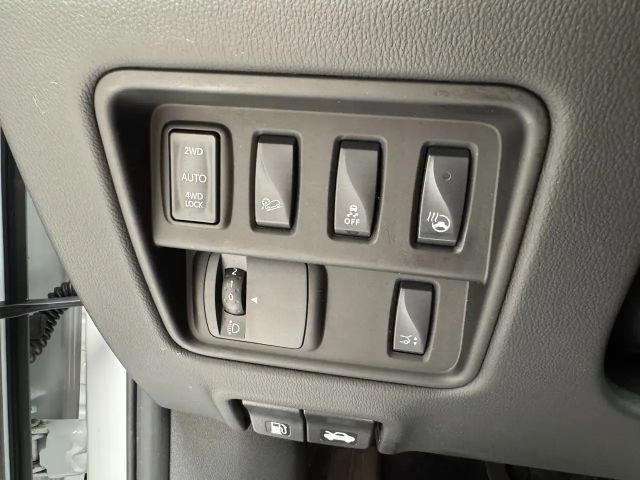 Renault Koleos Blue Initiale Paris