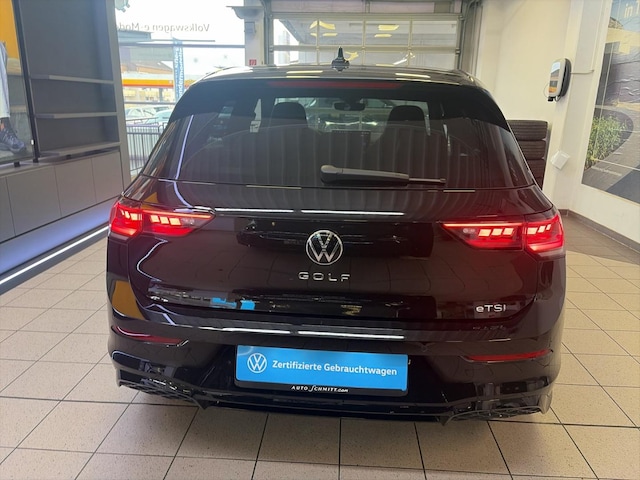Volkswagen Golf 1.5 eTSI DSG R-Line
