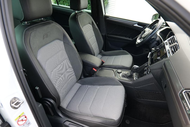 Volkswagen Tiguan 2.0 TDI DSG R-Line Style