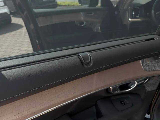 Volvo XC90 AWD Dark T8 Ultra