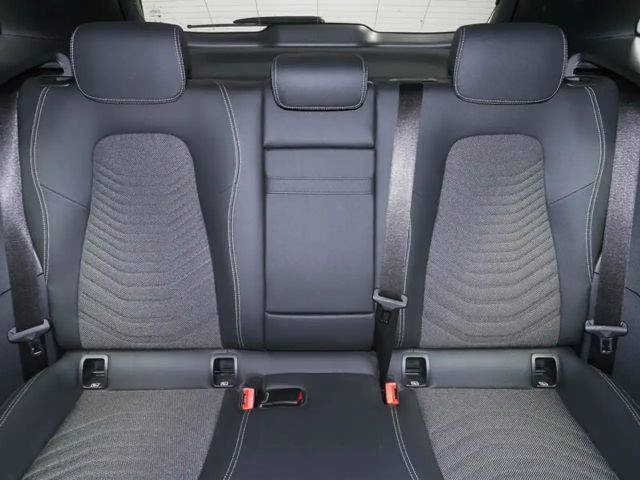 Mercedes-Benz EQA 300 4MATIC Advanced