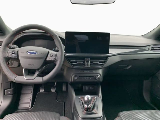 Ford Focus EcoBoost ST Line Wagon