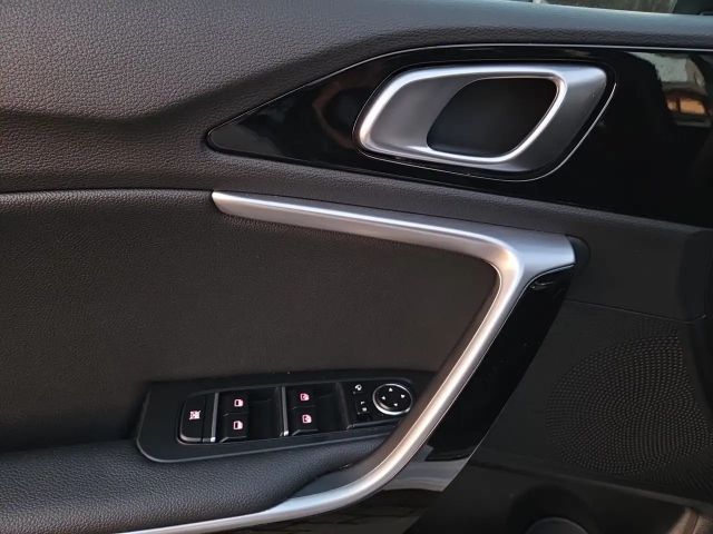 Kia Ceed PHEV SportWagon Vision