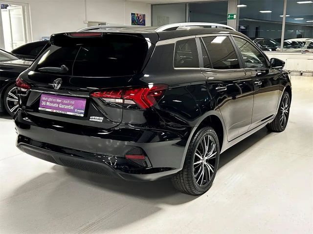 MG MG5 51 kWh EV Luxury Standard range