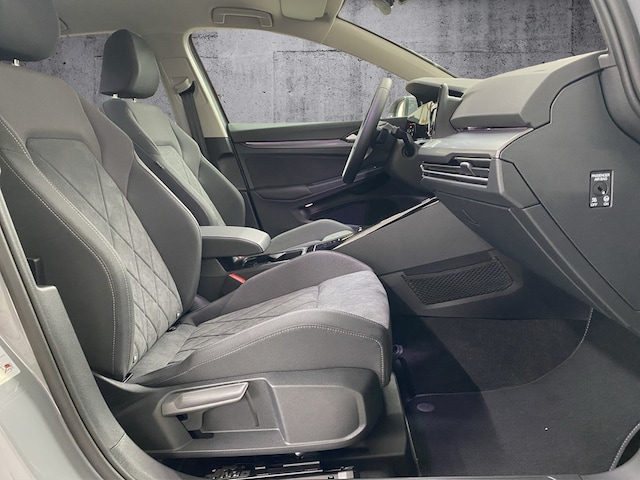 Volkswagen Golf Style