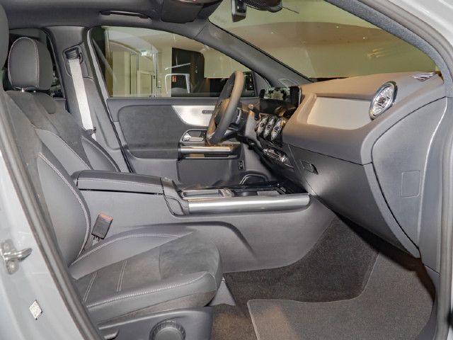 Mercedes-Benz GLA 250 4MATIC