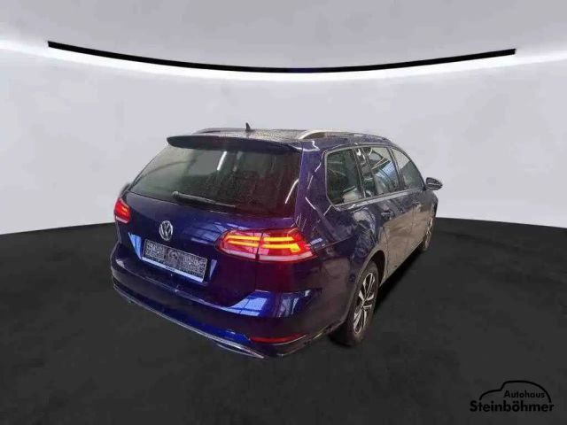Volkswagen Golf 1.0 TSI IQ.Drive Variant