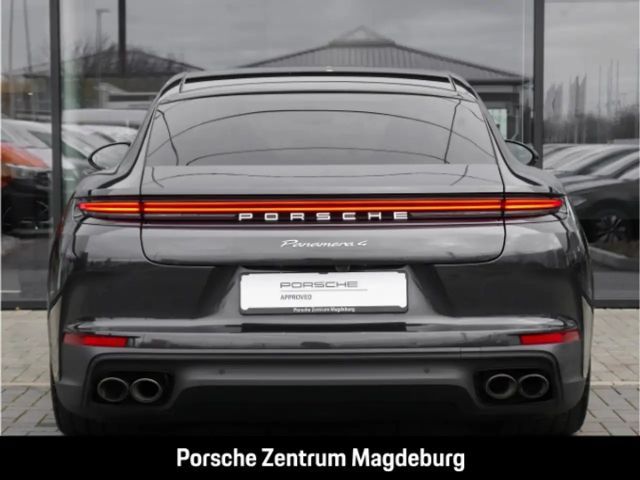 Porsche Panamera 4