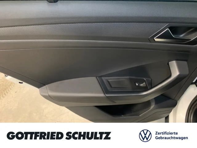 Volkswagen T-Roc GOAL TSI NAVI SITZHEIZUNG EINPARKHILFE LED