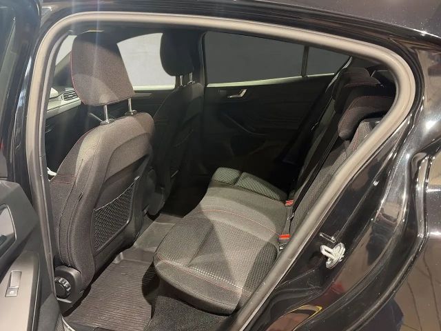 Ford Focus Limited ST Line