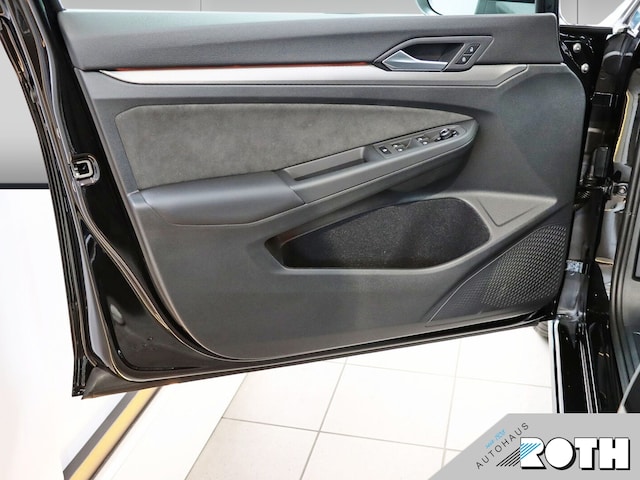 Volkswagen Golf 1.5 eTSI DSG Style