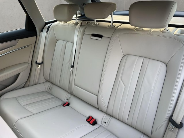 Audi A6 40 TDI Avant S-Tronic