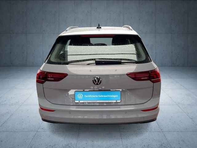 Volkswagen Golf 1.5 TSI Life Variant