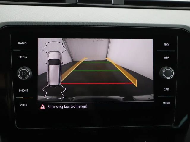 Volkswagen Passat GTE Variant