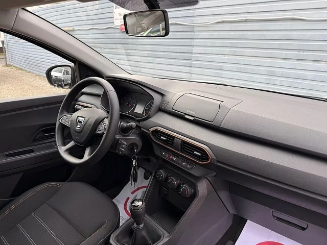 Dacia Sandero Essential Stepway TCe 90