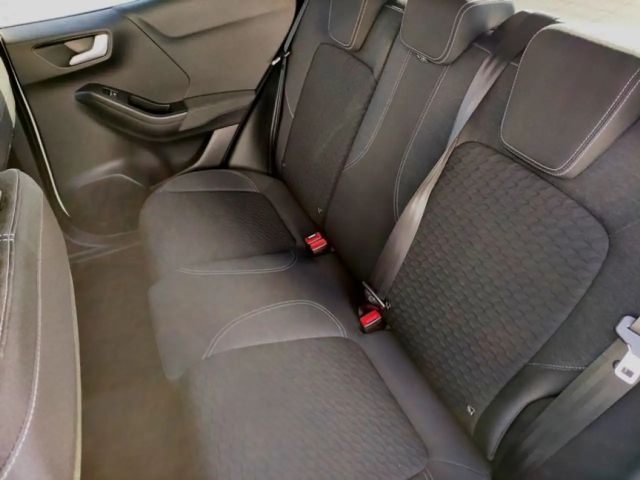 Ford Puma EcoBoost Titanium