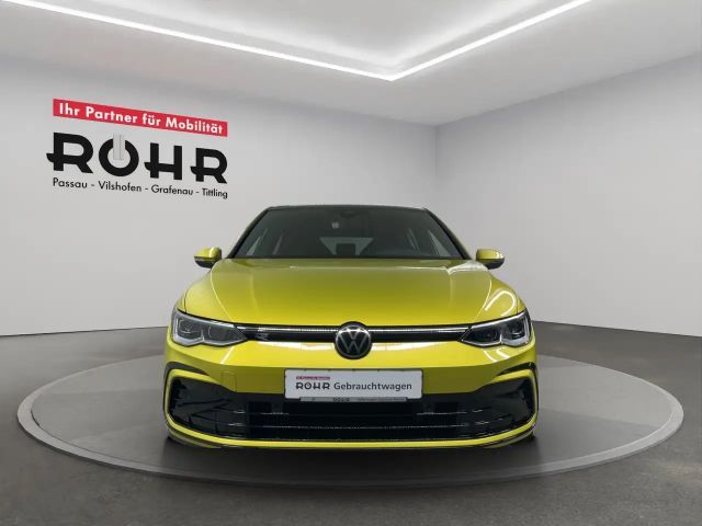 Volkswagen Golf 1.5 eTSI Golf VIII R-Line
