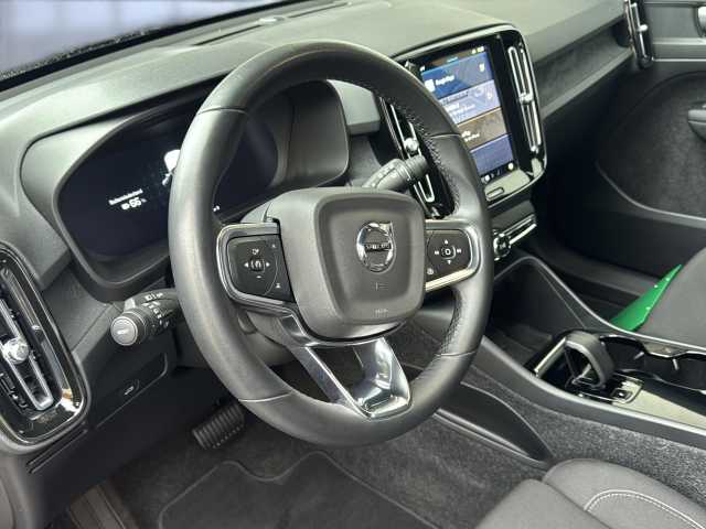 Volvo XC40 XC40 Navi LED Klima Standhzg Einparkhilfe el. Fenster