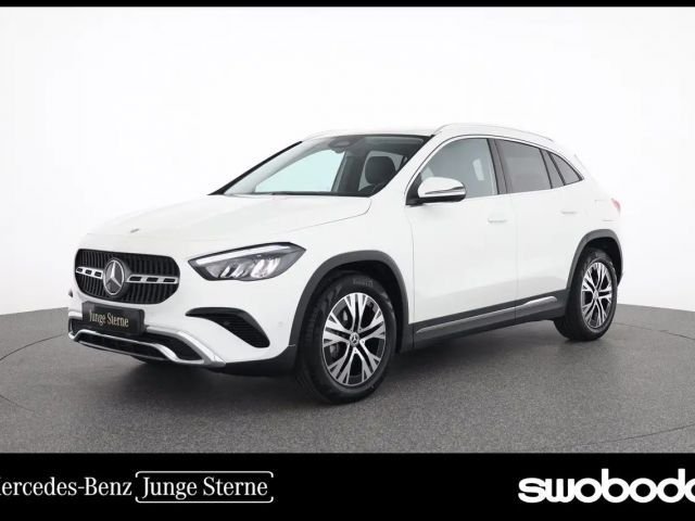 Mercedes-Benz GLA 180 Progressive
