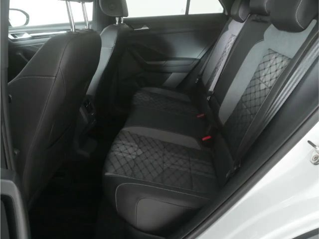 Volkswagen T-Roc 1.5 TSI DSG R-Line