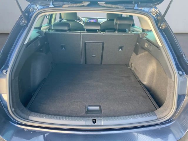 Seat Leon 2.0 TDI DSG FR-lijn Sportstourer