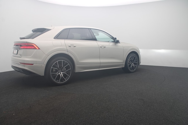 Audi Q8 55 TFSI Hybride Quattro