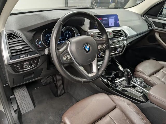 BMW X3 xDrive30e