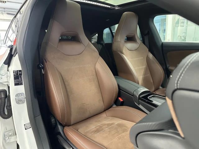 Mercedes-Benz CLA 200 AMG Line Shooting Brake