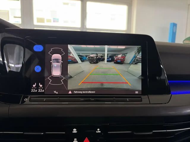 Volkswagen Golf 1.5 TSI Style