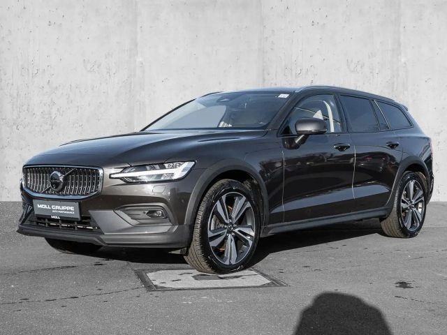 Volvo V60 Cross Country AWD Ultimate